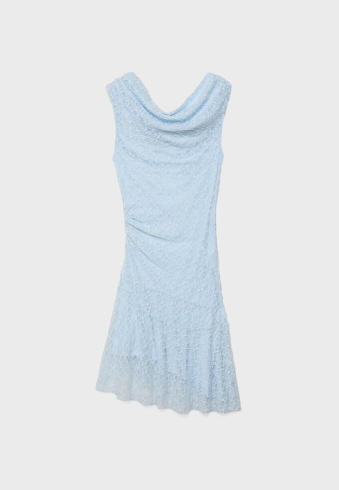 Asymmetrisk blonderkjole