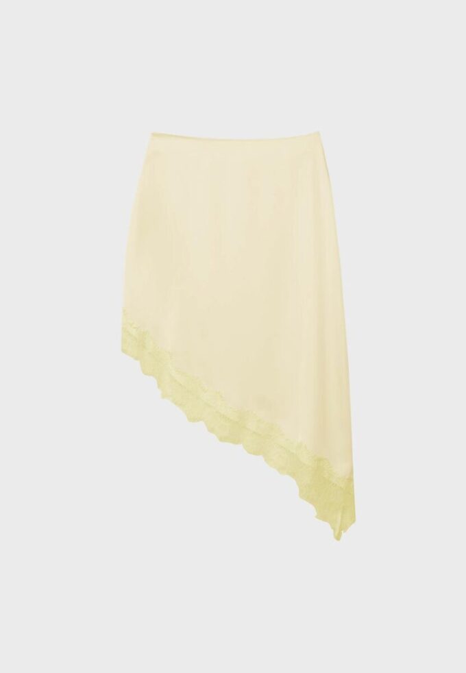 Asymmetrisk skjørt i sateng