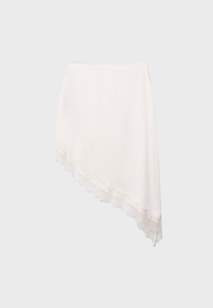 Asymmetrisk skjørt i sateng