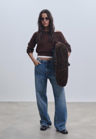 Asymmetrisk strikket genser