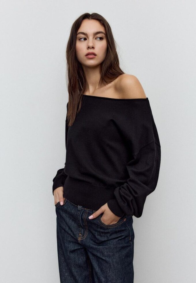 Asymmetrisk strikket genser