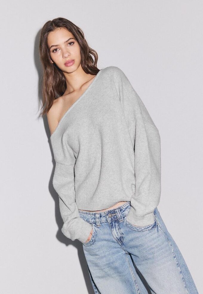 Asymmetrisk strikket genser