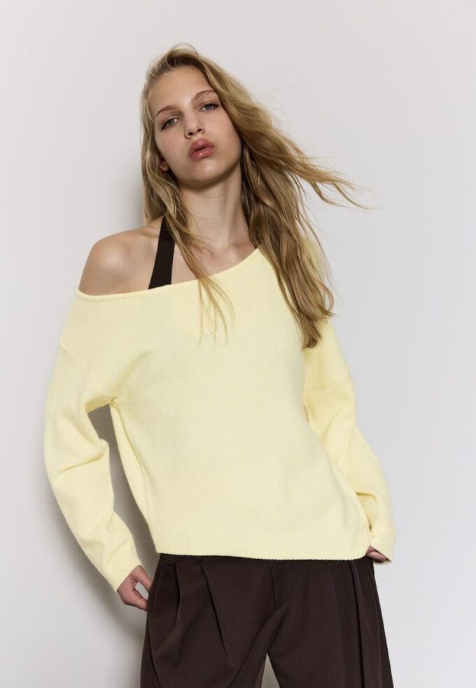 Asymmetrisk strikket genser