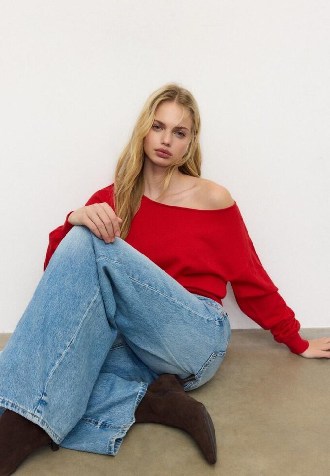 Asymmetrisk strikket genser