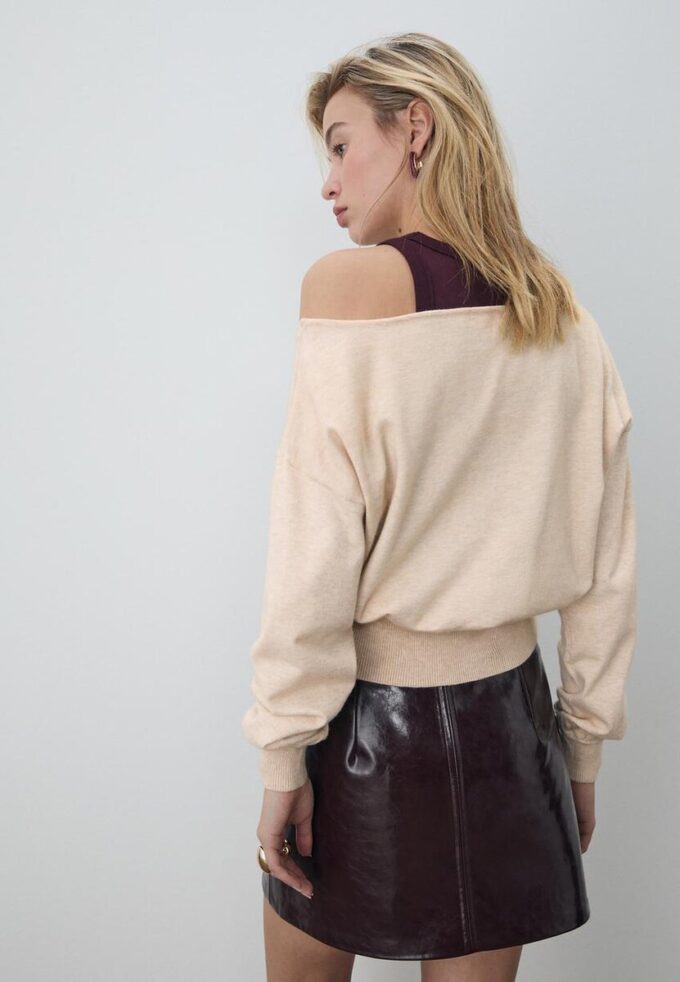 Asymmetrisk strikket genser