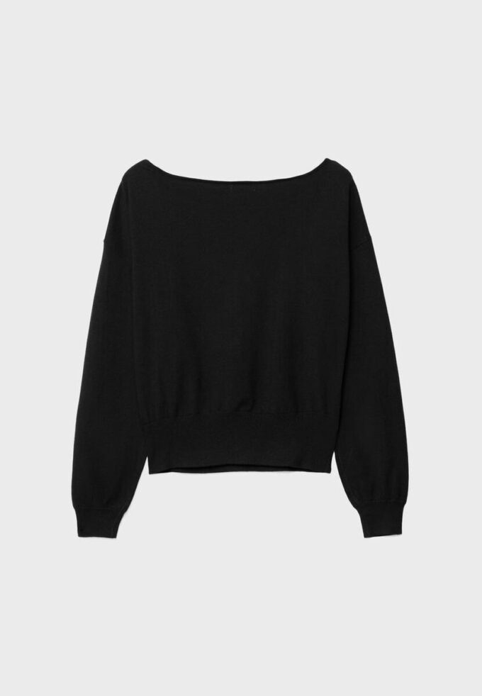 Asymmetrisk strikket genser