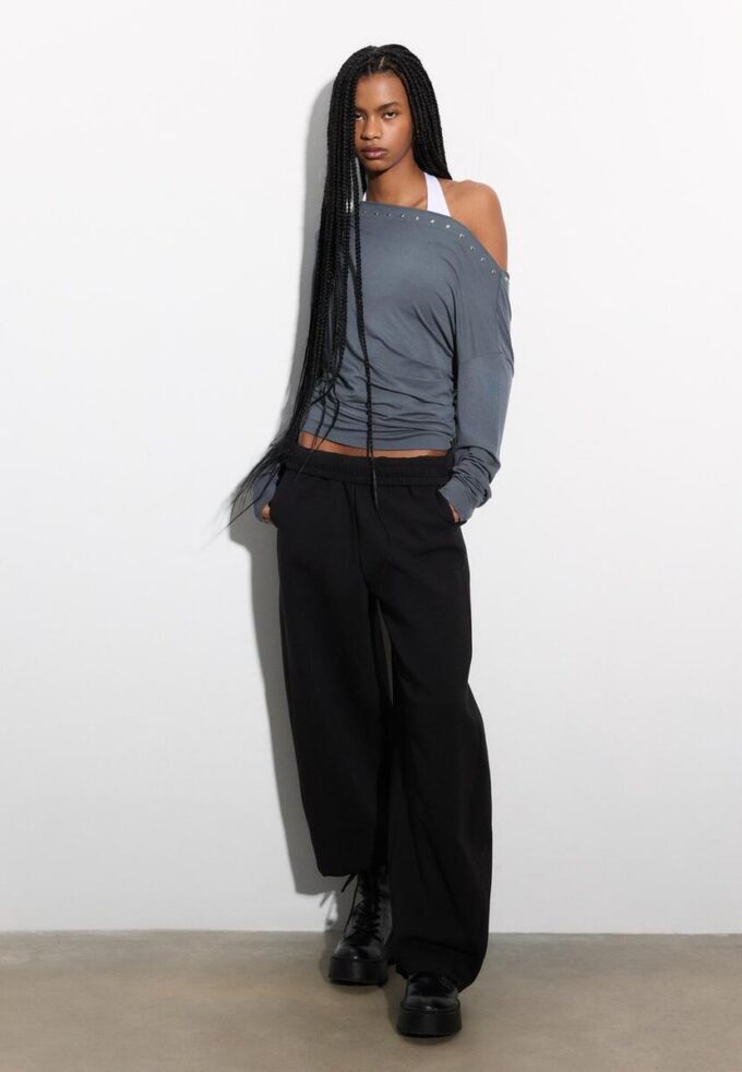 Asymmetrisk T-skjorte med nitter