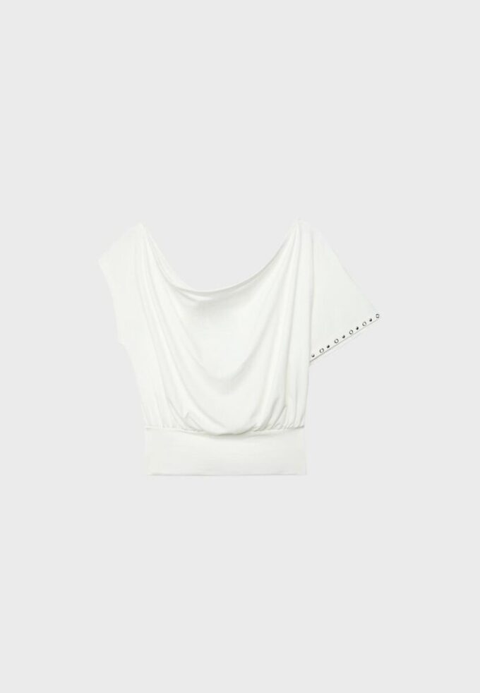 Asymmetrisk T-skjorte med nitter