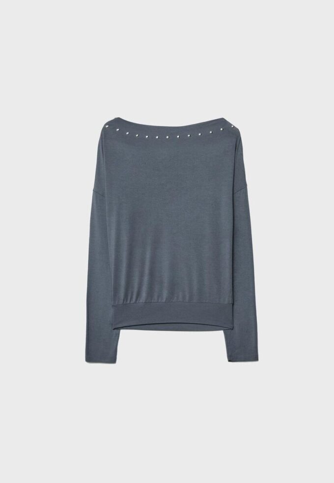 Asymmetrisk T-skjorte med nitter