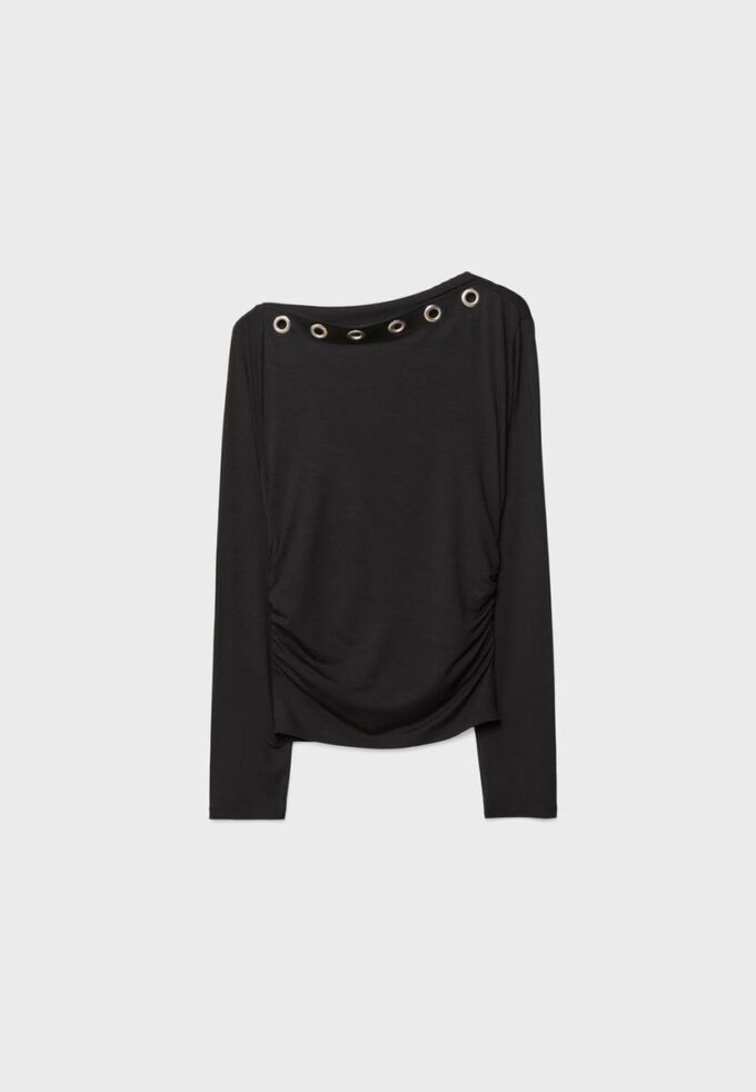 Asymmetrisk T-skjorte med øyehull