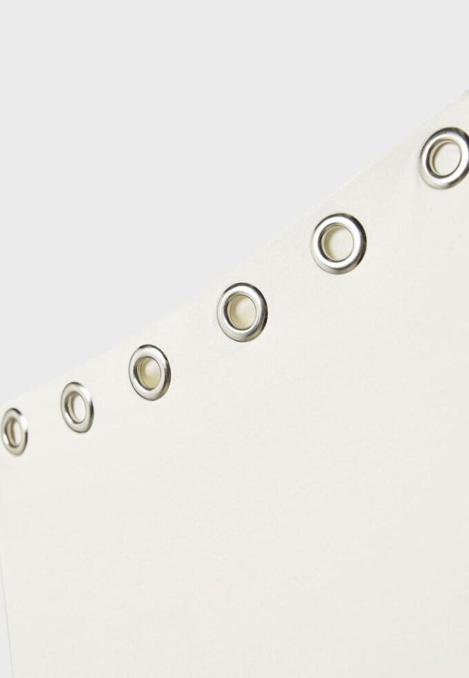 Asymmetrisk T-skjorte med øyehull