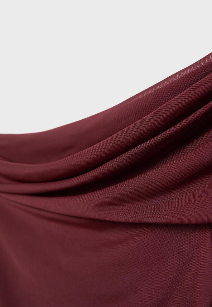 Asymmetrisk tyll-T-skjorte