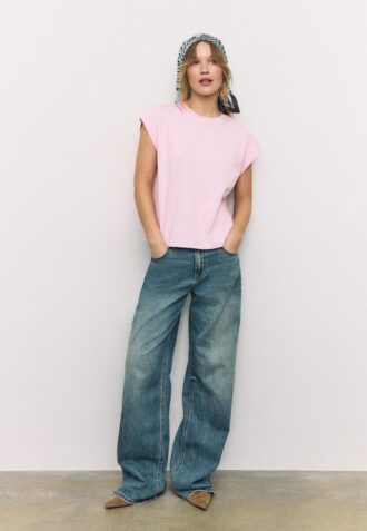 B06 Basisplagg T-skjorte med nedlagte skuldre