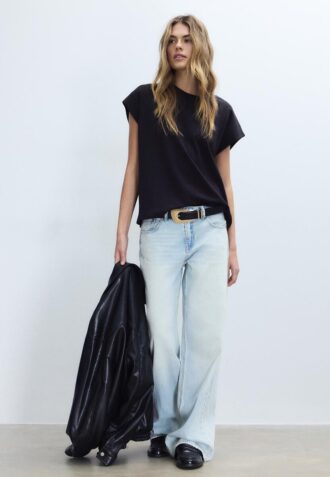 B06 Basisplagg T-skjorte med nedlagte skuldre