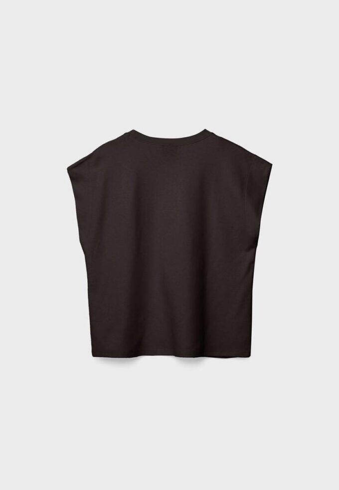 B06 Basisplagg T-skjorte med nedlagte skuldre