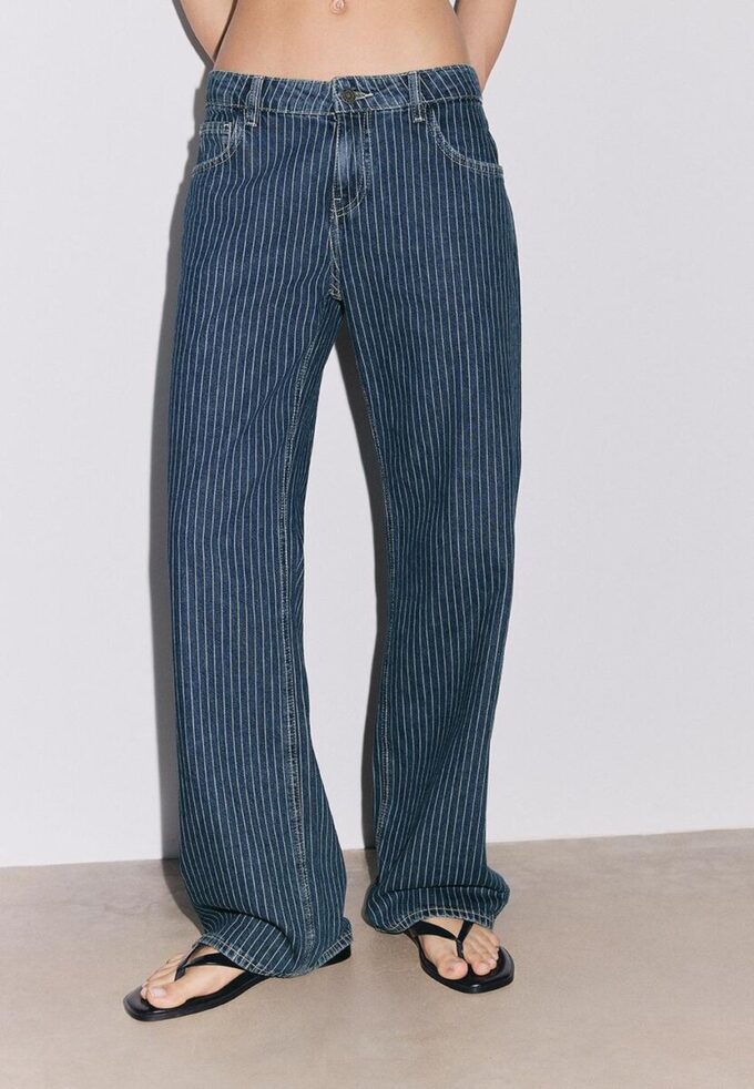 Baggy-jeans med striper og middels høy midje