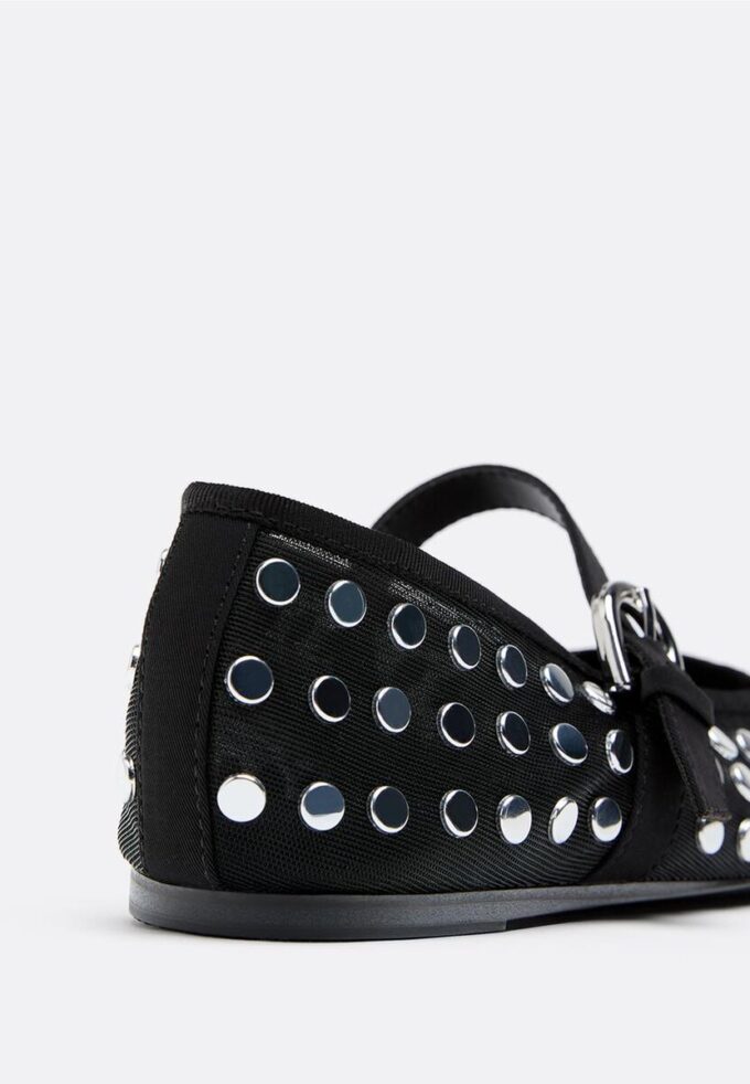 Ballerinasko i mesh med nitter