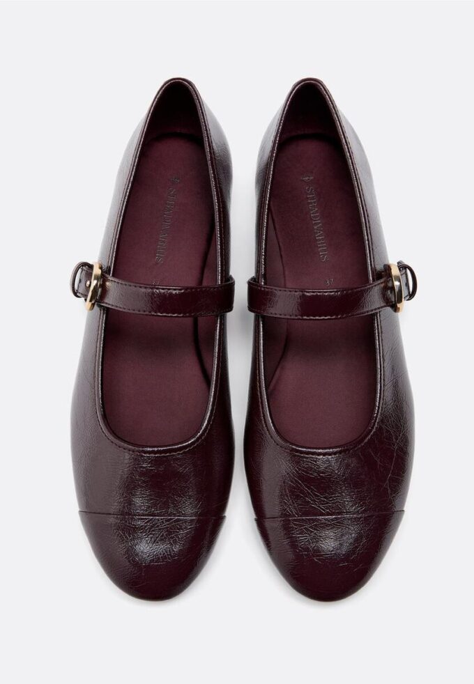 Ballerinasko i skinnimitasjon med tåkappe