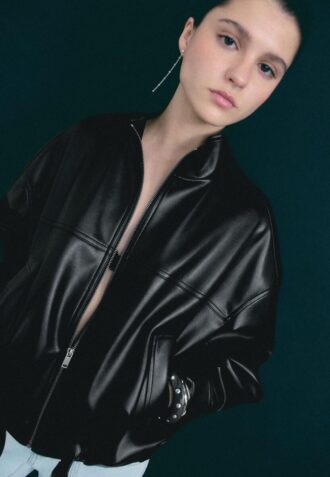 Ballongjakke i skinnimitasjon med belte