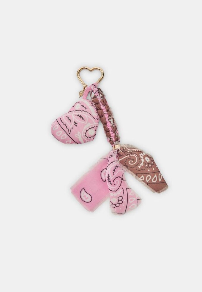 Bandana hjerte anheng nøkkelring