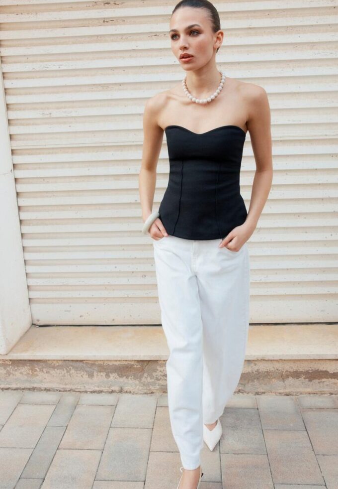 Bandeau med hjerteformet utringning