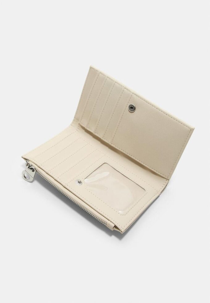 Basisplagg lommebok i krokodilleimitasjon