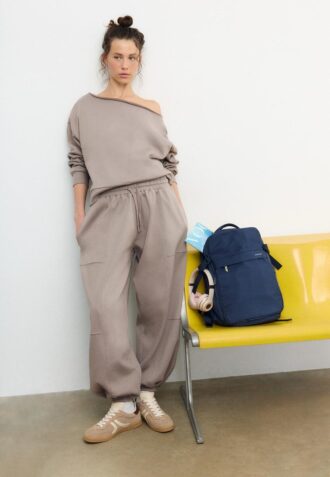 Basisplagg med enkel off-the-shoulder-design