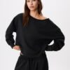 Basisplagg med enkel off-the-shoulder-design