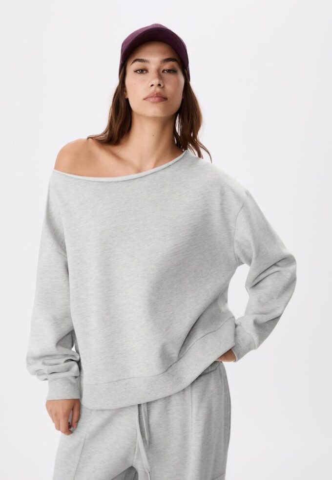Basisplagg med enkel off-the-shoulder-design