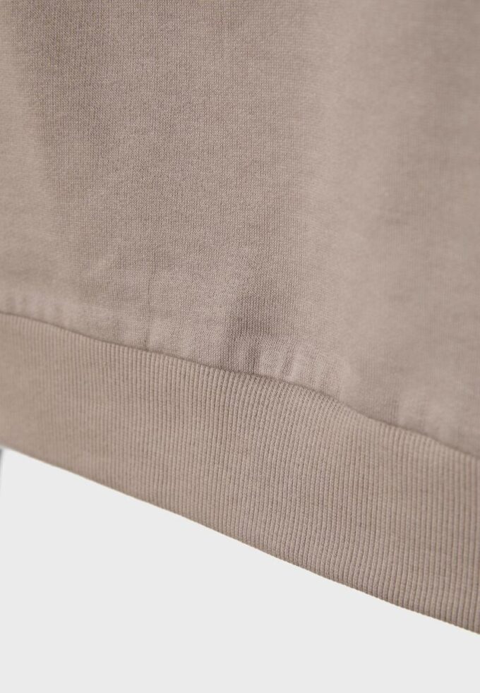 Basisplagg med enkel off-the-shoulder-design