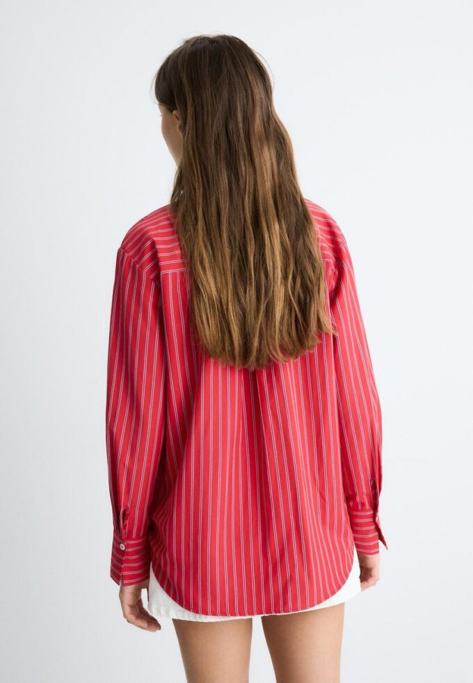 Basisplagg med enkel stripet poplin-skjorte med lomme