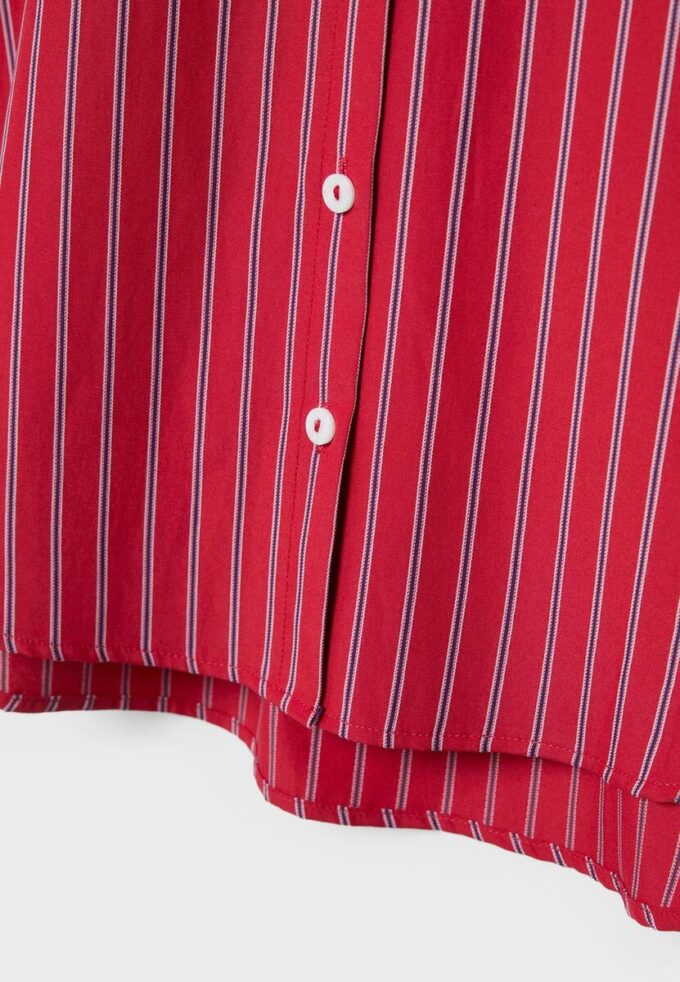 Basisplagg med enkel stripet poplin-skjorte med lomme