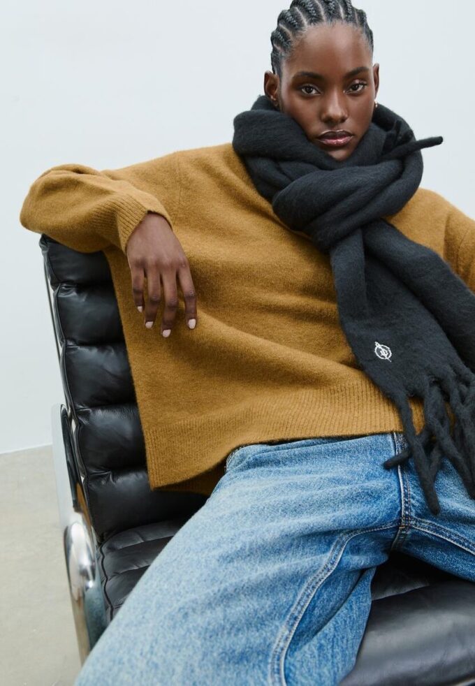 Basisplagg med enkelt skjerf