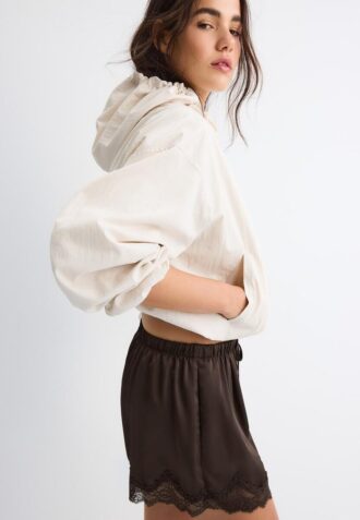 Basisplagg med hette