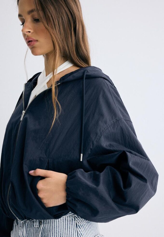 Basisplagg med hette