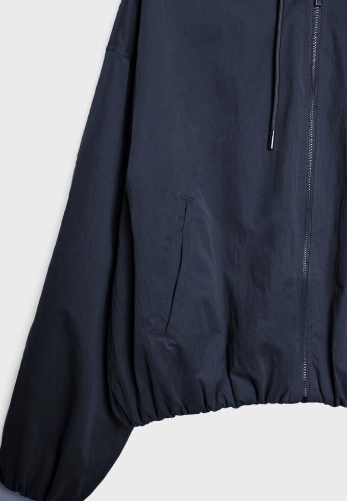 Basisplagg med hette