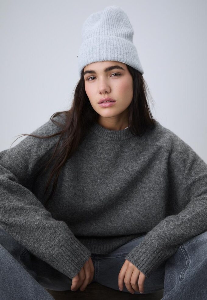 Basisplagg med myk strikkegenser