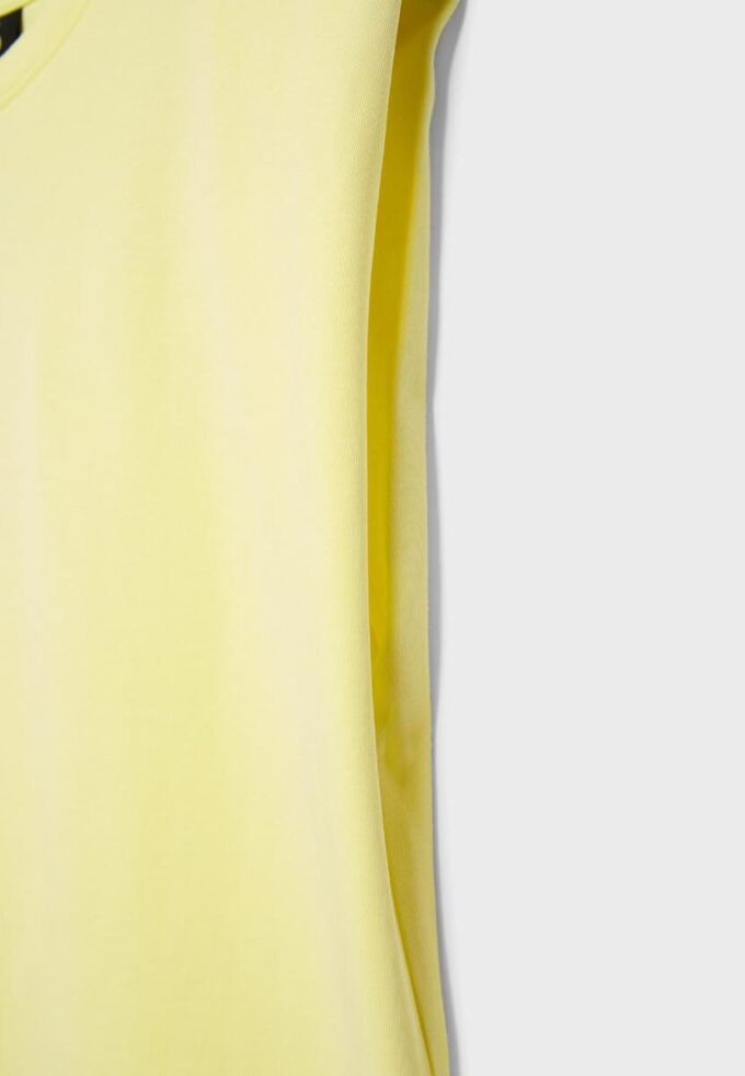 Basisplagg med polstrede skuldre