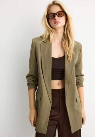 Basisplagg med rustikk blazer