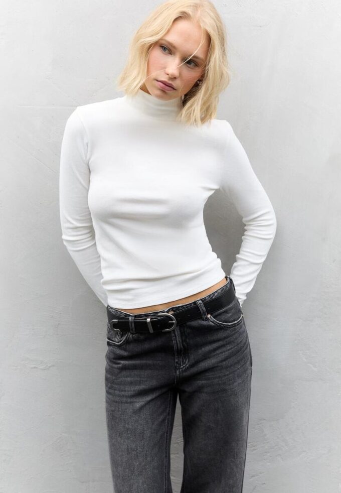 Basisplagg T-skjorte med høy hals