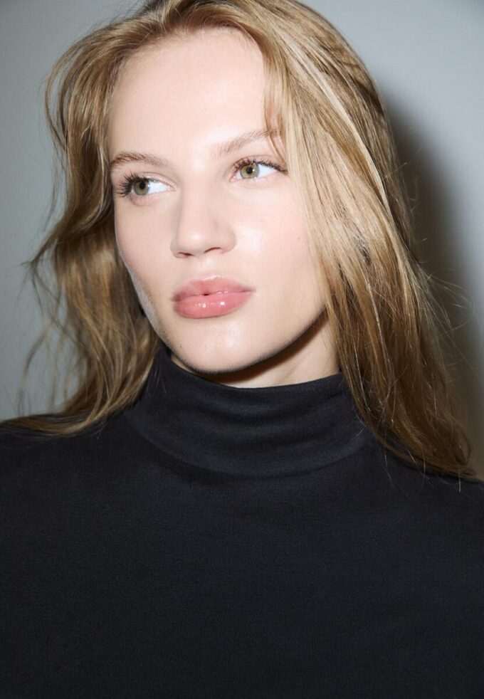 Basisplagg T-skjorte med høy hals