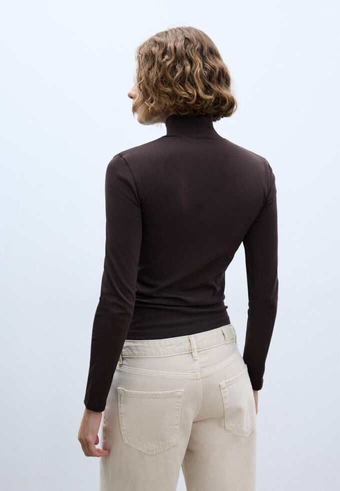 Basisplagg T-skjorte med høy hals