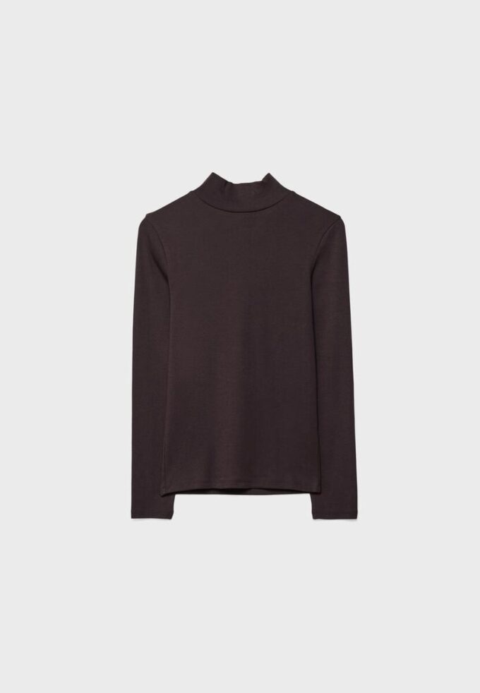 Basisplagg T-skjorte med høy hals