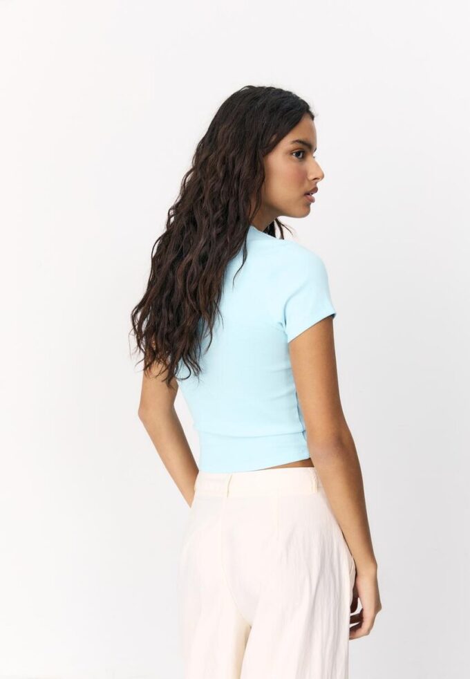 Basisplagg T-skjorte med smal passform