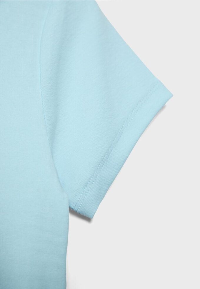 Basisplagg T-skjorte med smal passform