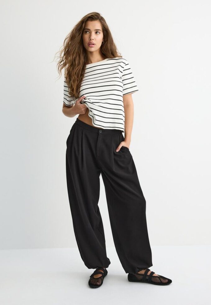 Basisplagg, tykk, stripet T-skjorte med normal passform