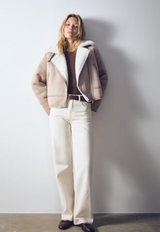 Bikerjakke i imitert semsket skinn