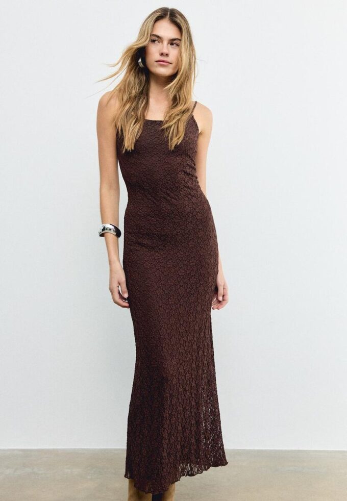 Blond midi-kjole med stropper