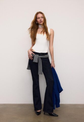 Body i polyamid med firkantet utringning