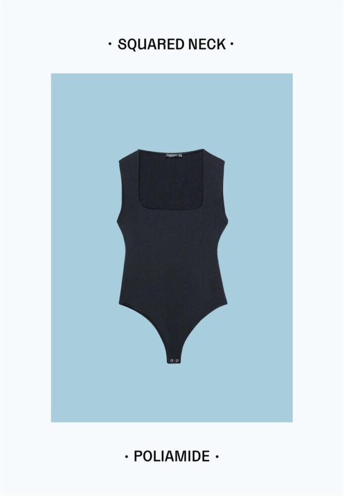 Body i polyamid med firkantet utringning